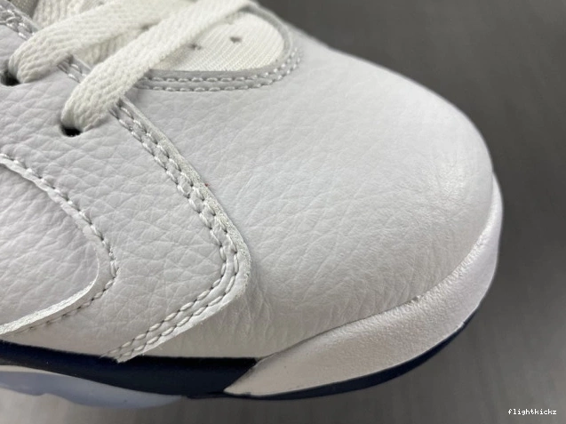 6 Midnight (2022) Retro CT8529-141 Jordan Navy 1121